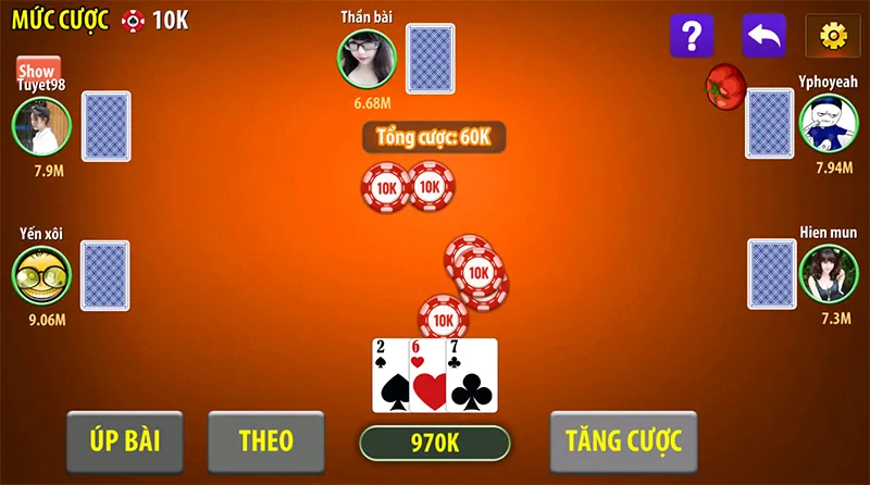 Đòn tâm lý đúng lúc có thể khiến đối thủ úp bài dù cầm Liêng hoặc Sảnh